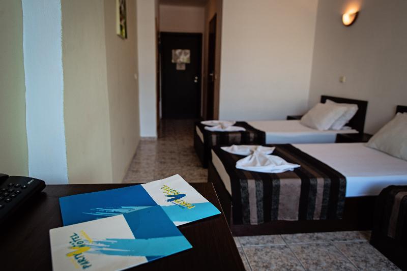 Party Golden Sands Hotel Varna Exterior photo